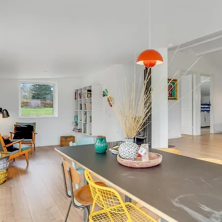Дом отдыха Stunning In With 3 Bedrooms And Wifi Mern